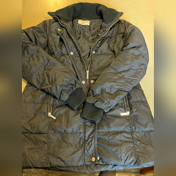 Michael Kors Jackets & Blazers - Michael kors womens black puffer winter jacket size medium
